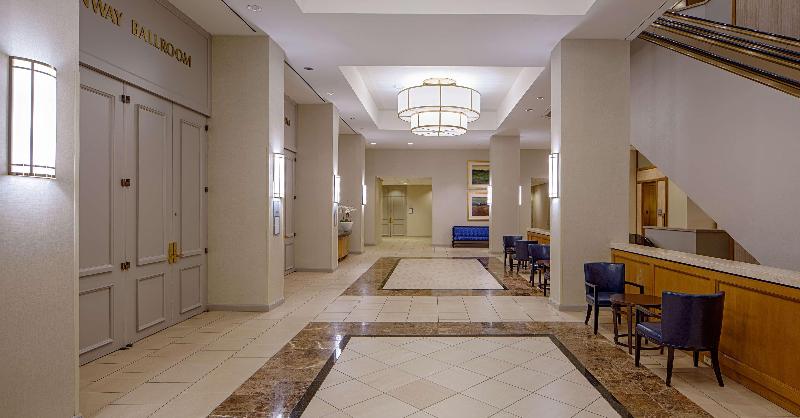 Doubletree By Hilton Hotel Houston   Greenway Plaza