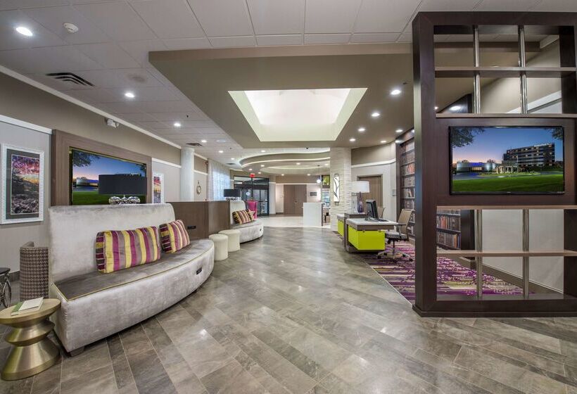 فندق Doubletree By Hilton Winston Salem University