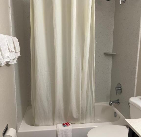 فندق Econo Lodge Cartersvilleemerson Lake Point