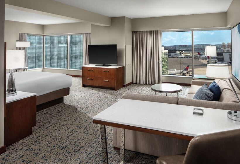 هتل Hilton Boston Logan Airport