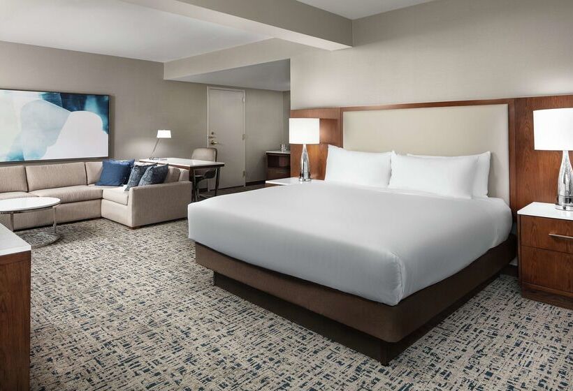 هتل Hilton Boston Logan Airport