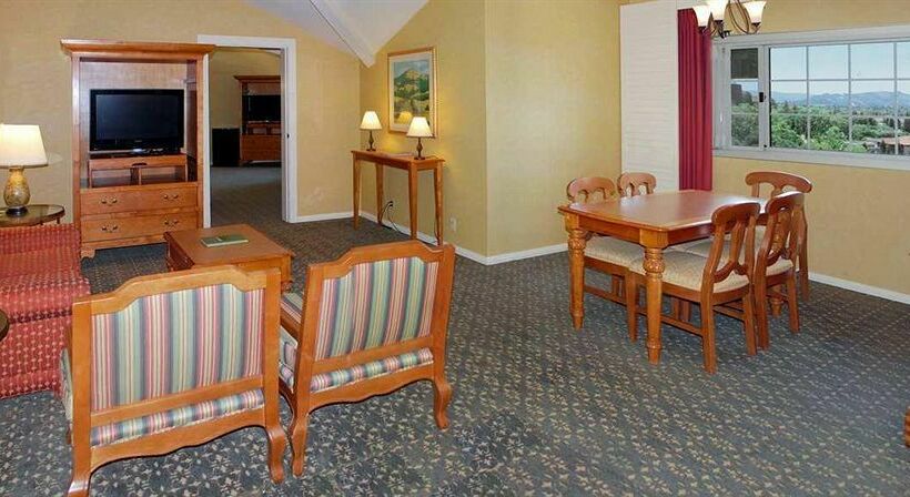 فندق Hilton Sonoma Wine Country
