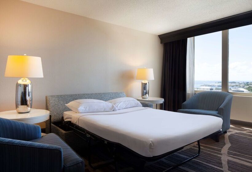 فندق Hilton St. Petersburg Bayfront