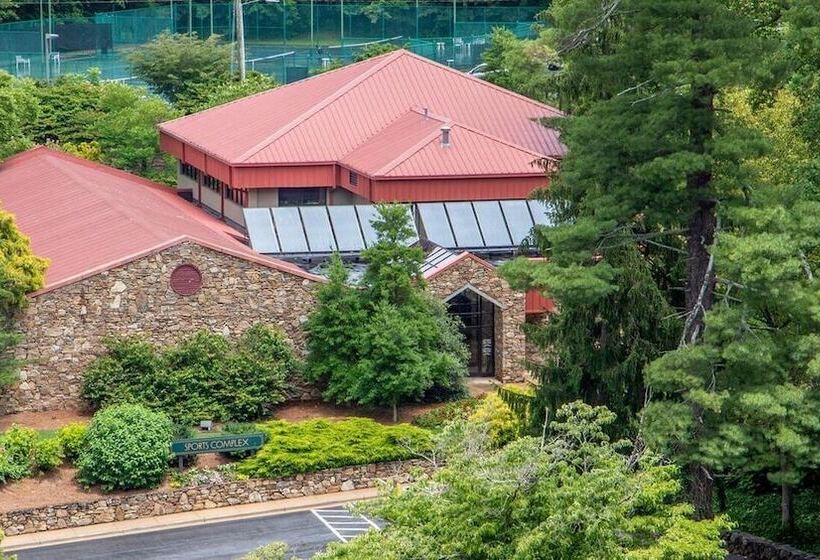 هتل The Omni Grove Park Inn & Spa   Asheville