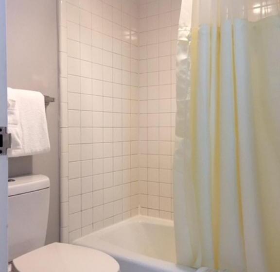 فندق Ramada By Wyndham Nashville/music Valley