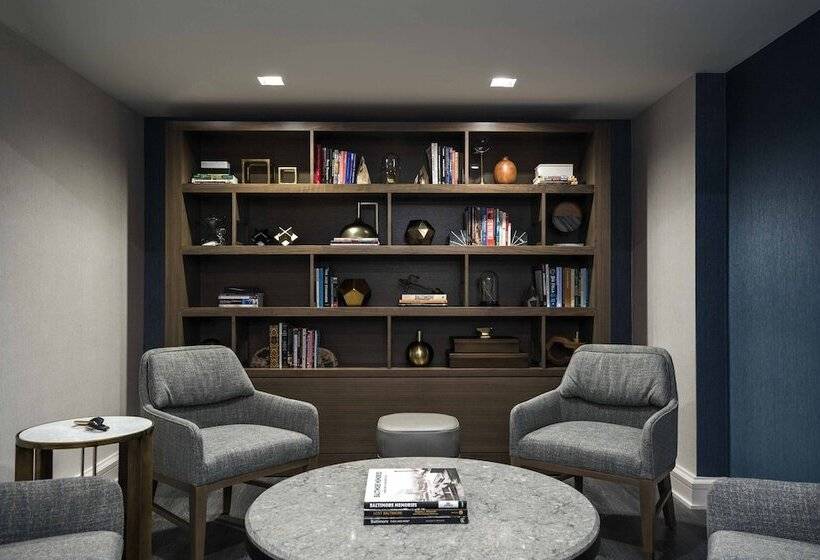 هتل Renaissance Baltimore Harborplace