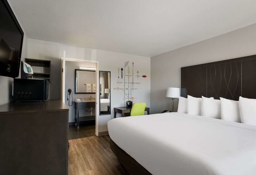 Richland Riverfront Hotel, Ascend Hotel Collection