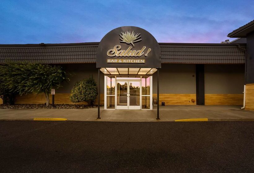 Richland Riverfront Hotel, Ascend Hotel Collection