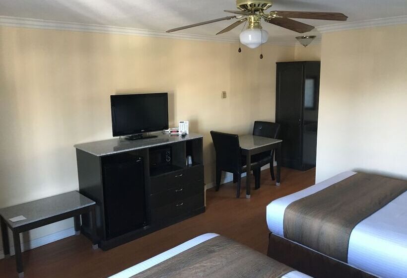 فندق Rockview Inn And Suites