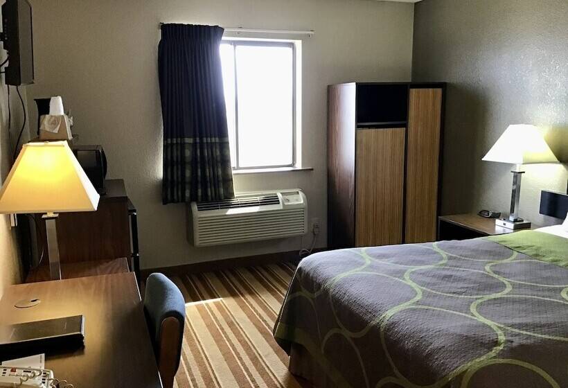 فندق Super 8 By Wyndham Helena