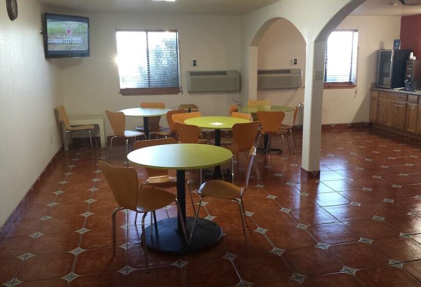 هتل Super 8 By Wyndham Las Cruces/white Sands Area