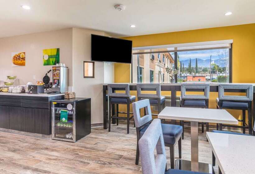 モーテル Quality Inn Banning I10