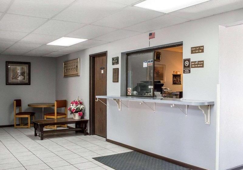 モーテル Rodeway Inn Winslow I40