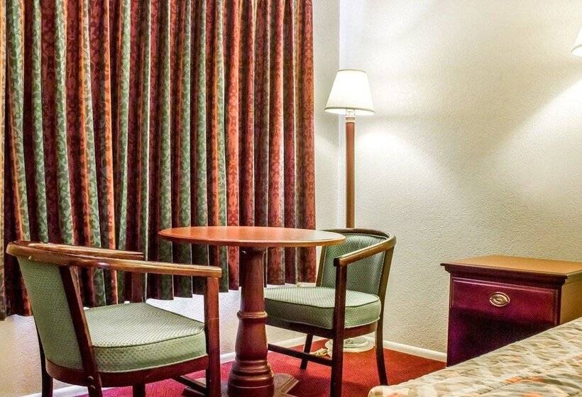 モーテル Rodeway Inn Winslow I40