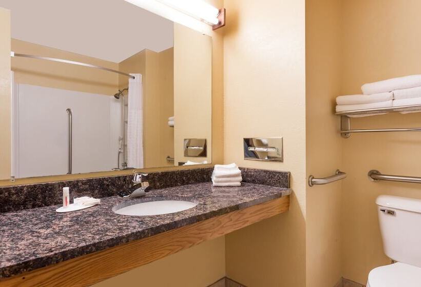 مُتل Super 8 By Wyndham Appleton