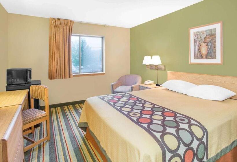 مُتل Super 8 By Wyndham East Moline