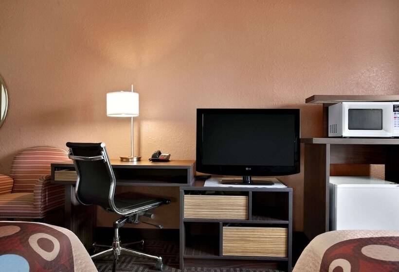 מוטל Rodeway Inn