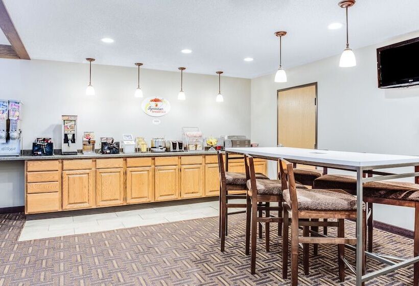 汽车旅馆  Super 8 By Wyndham Green Bay Near Stadium