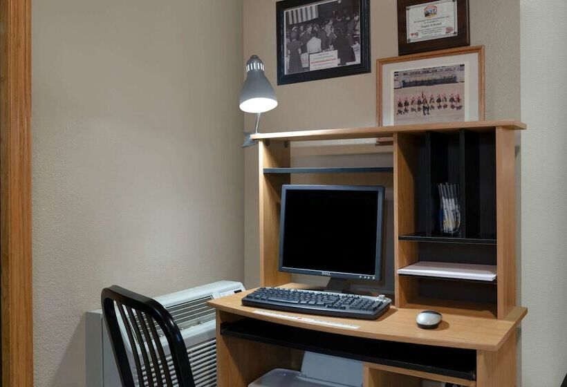 مُتل Super 8 By Wyndham North Platte