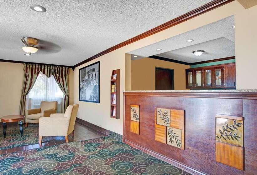 מוטל Super 8 By Wyndham Roseville/detroit Area