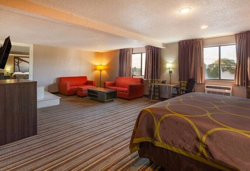 מוטל Super 8 By Wyndham Roseville/detroit Area