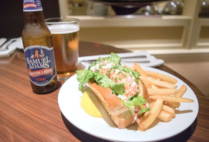 منتجع Doubletree By Hilton Boston North Shore