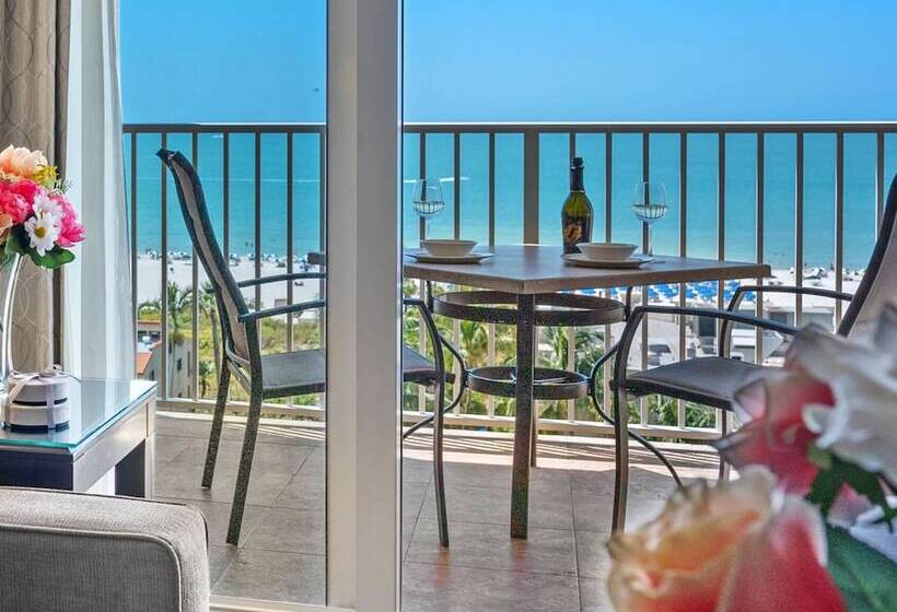 منتجع Marco Beach Ocean Suites