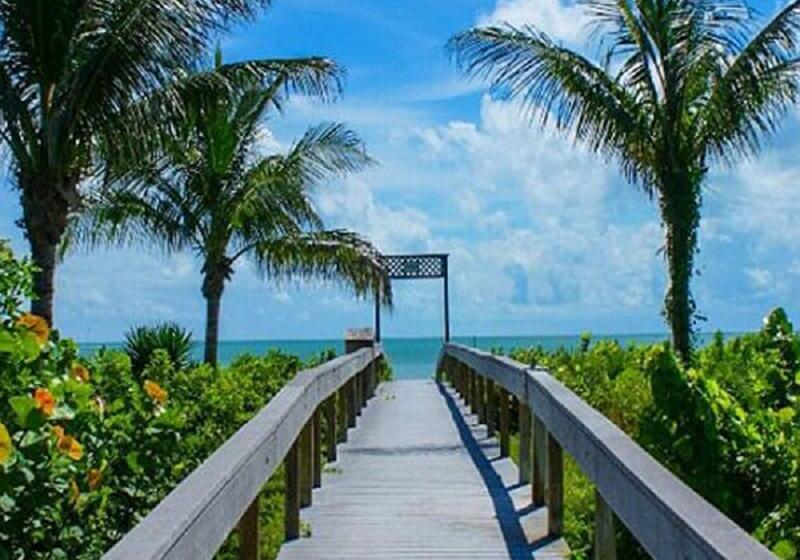 Sundial Beach Resort & Spa
