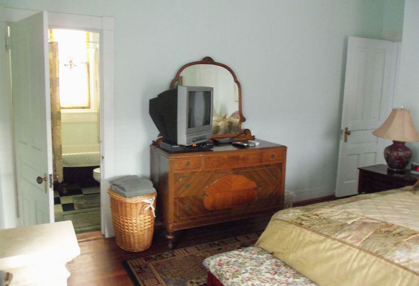 هتل Berney Fly Bed And Breakfast