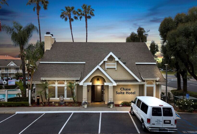 Отель Chase Suites Brea Fullerton   North Orange County