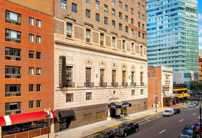 هتل Courtyard By Marriott Boston Downtown