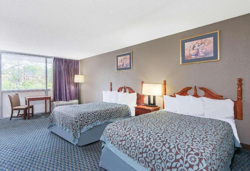هتل Days Inn By Wyndham Arlington Pentagon