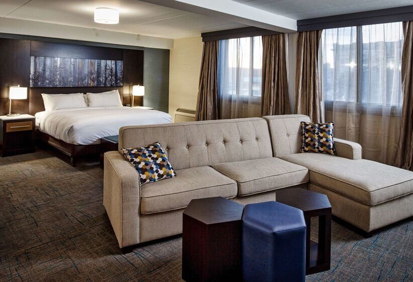 فندق Doubletree By Hilton Neenah