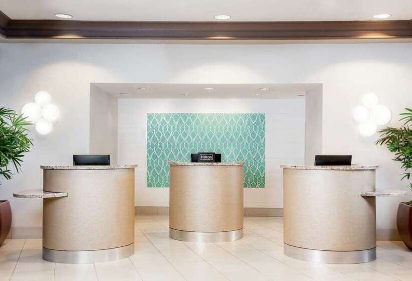 هتل Hilton San Diego Airport/harbor Island