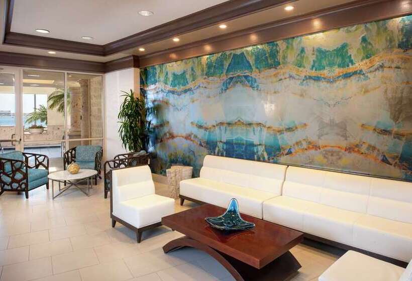 هتل Hilton San Diego Airport/harbor Island