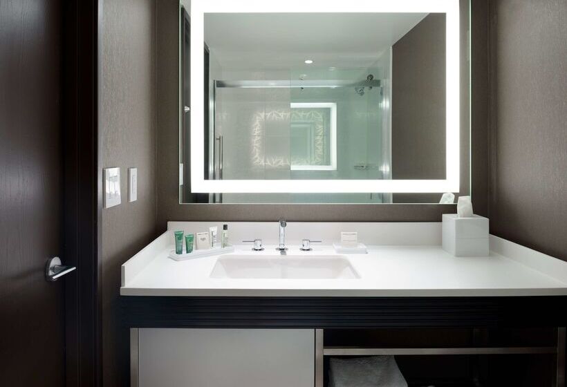 酒店 Hilton Woodland Hills / Los Angeles