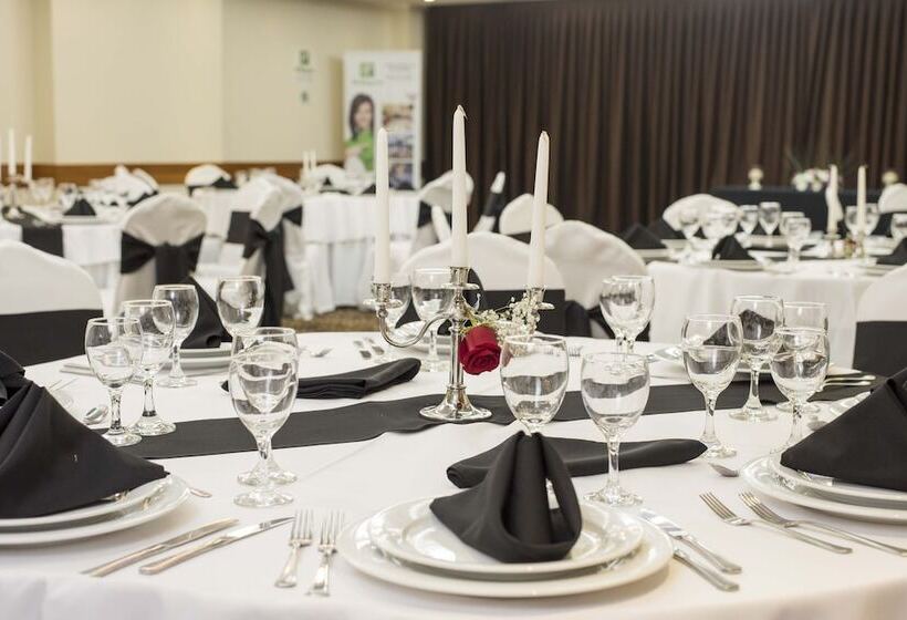 هتل Holiday Inn Montevideo, An Ihg