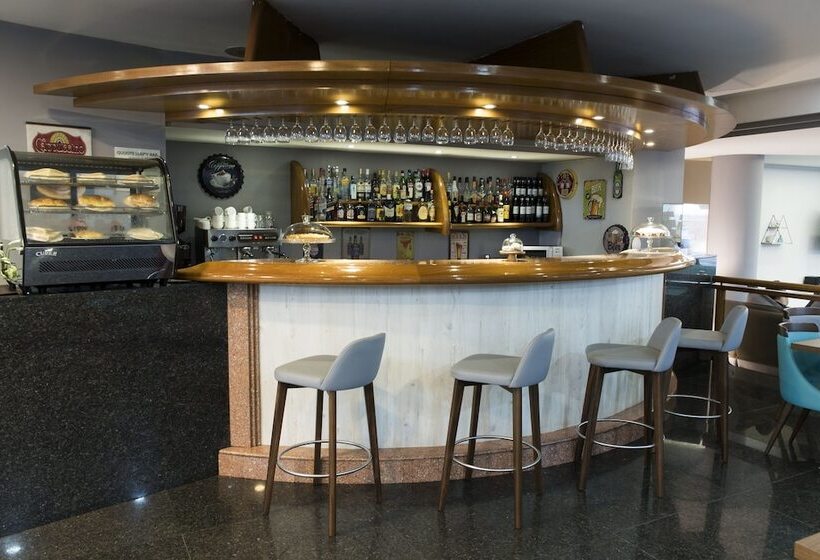 هتل Holiday Inn Montevideo, An Ihg