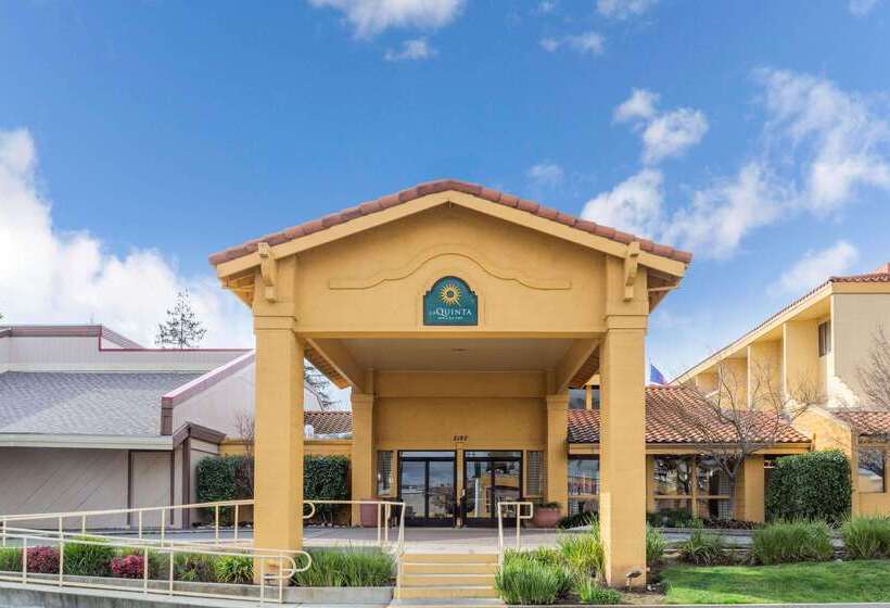 فندق La Quinta By Wyndham Redding