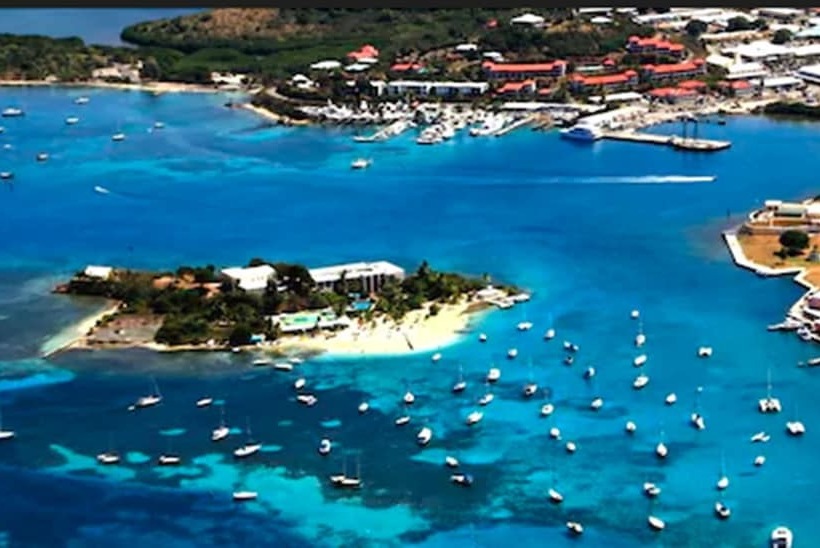 هتل On The Cay