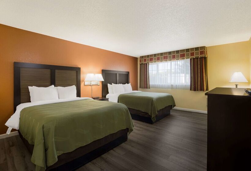 هتل Quality Inn & Suites Medford Airport