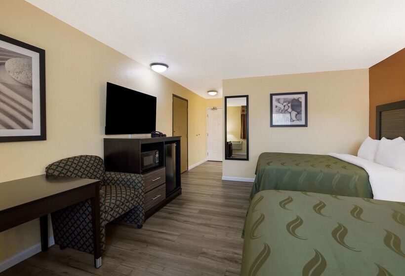 هتل Quality Inn & Suites Medford Airport