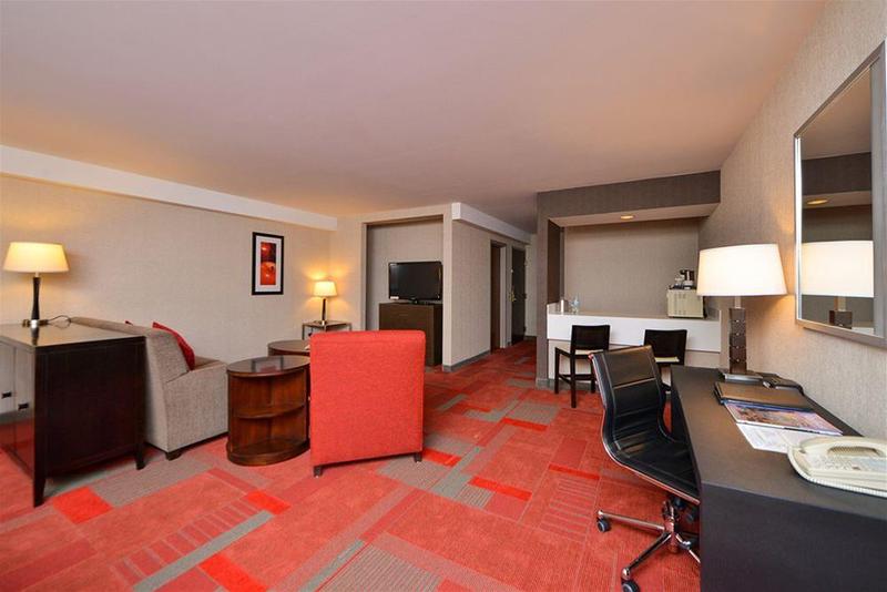 هتل Radisson  Madison