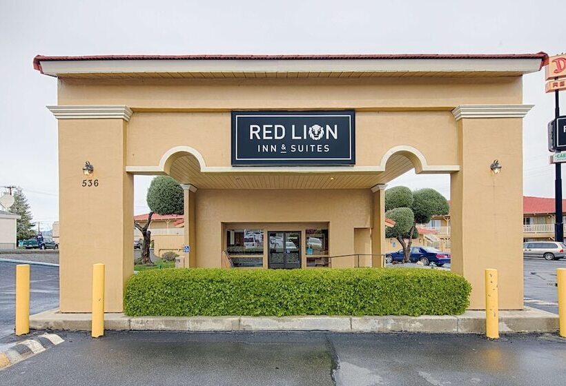 هتل Red Lion Inn & Suites Redding