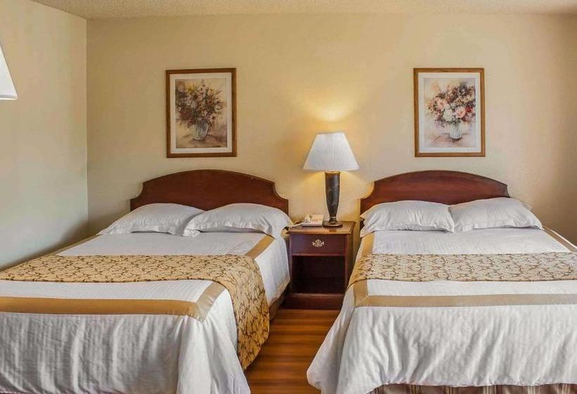 هتل Rodeway Inn & Suites