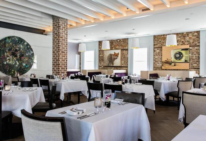 هتل The Vendue, Downtown Art