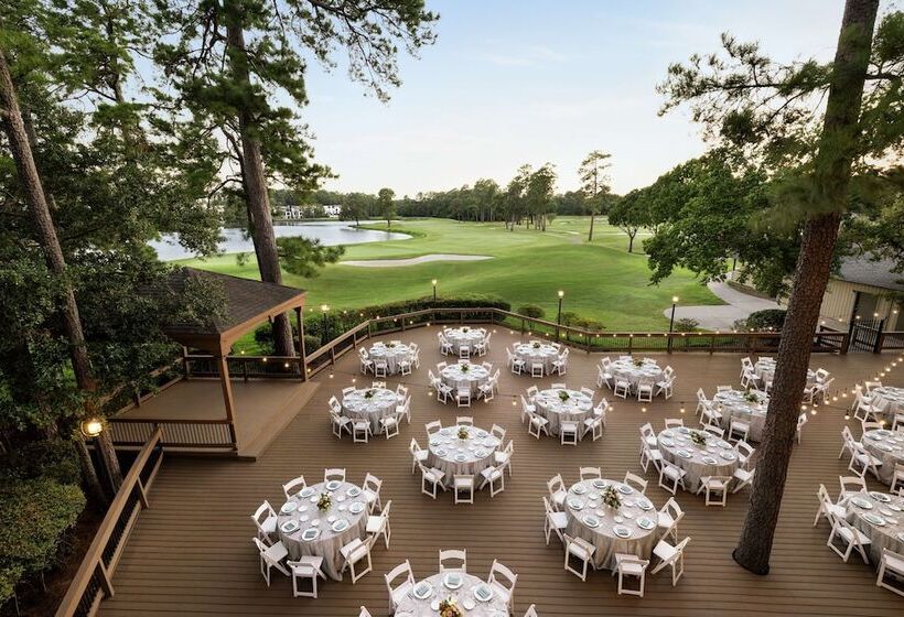 هتل The Woodlands Resort, Curio Collection By Hilton