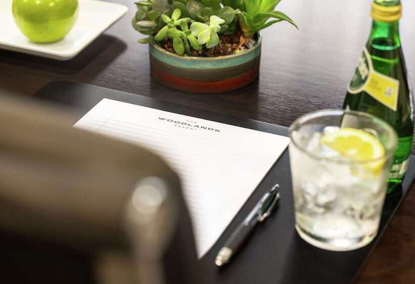 هتل The Woodlands Resort, Curio Collection By Hilton