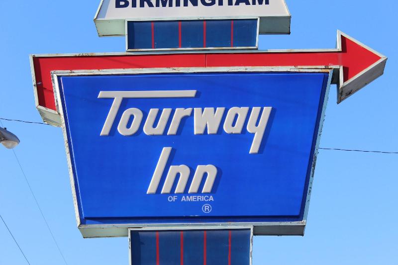 هتل Tourway Inn