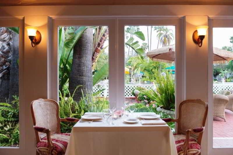 هتل Town And Country San Diego